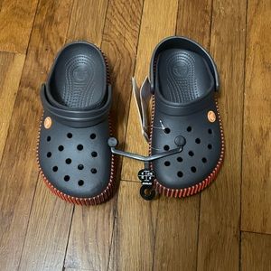 Brand new crocs